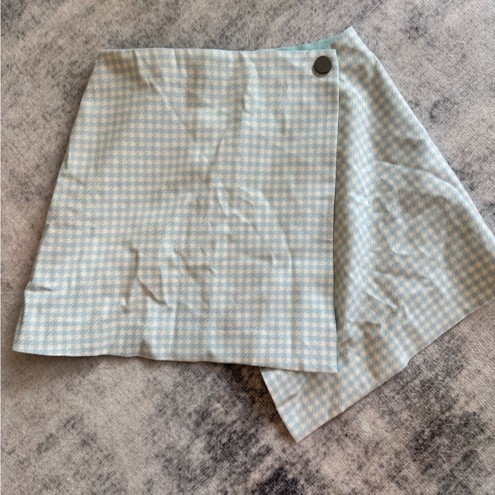 Alice + Olivia Light Blue Asymmetrical Skirt — Size 2